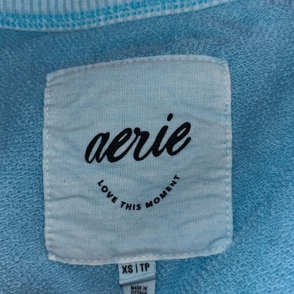 Aerie crewneck. - Picture 1 of 2
